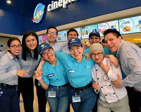 CINE NECESITA URGENTE 48 PERSONAS PARA DISTINTAS AREAS DE TRABAJO
